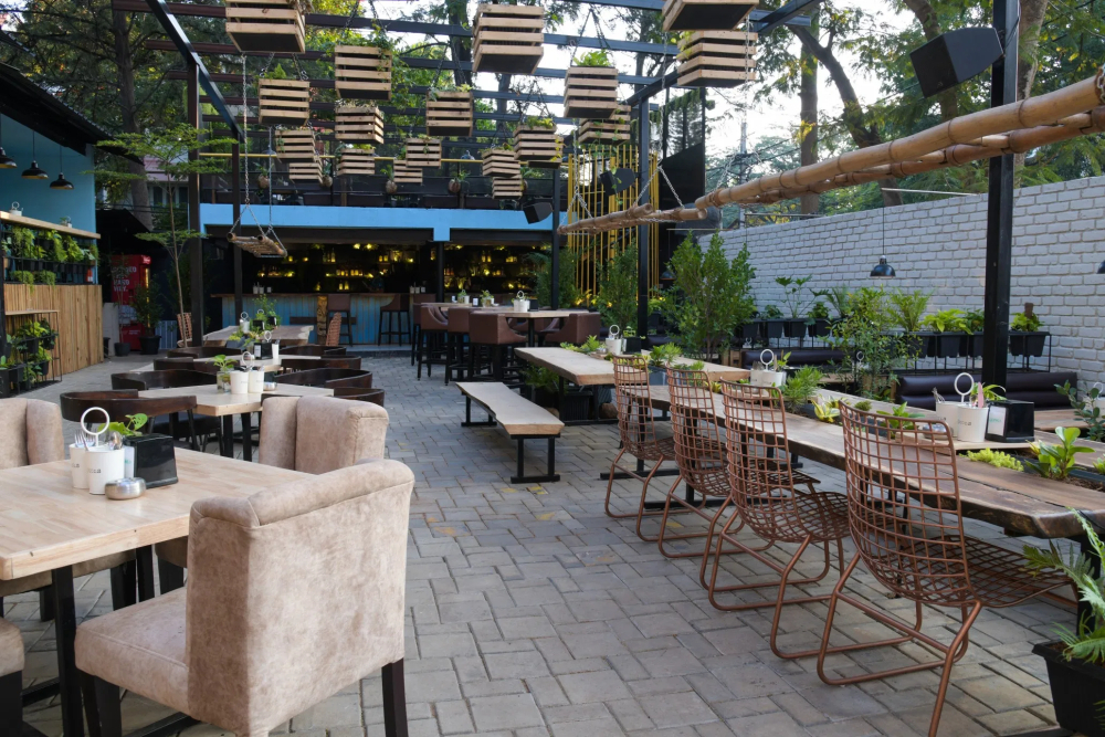 Authentic North Indian Fine Dine Restaurant In Bangalore For Sale