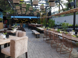 Authentic North Indian Fine Dine Restaurant In Bangalore For Sale